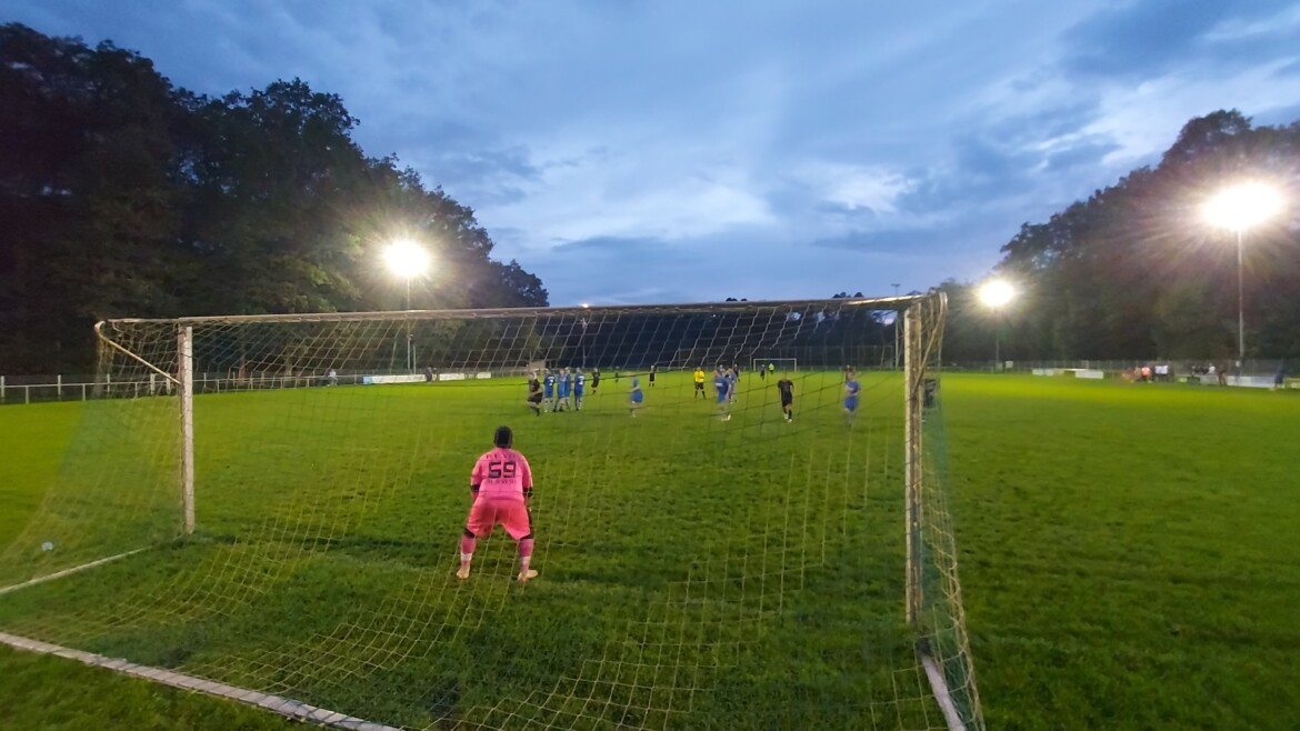 Tor Duell in der zweiten Mannschaft